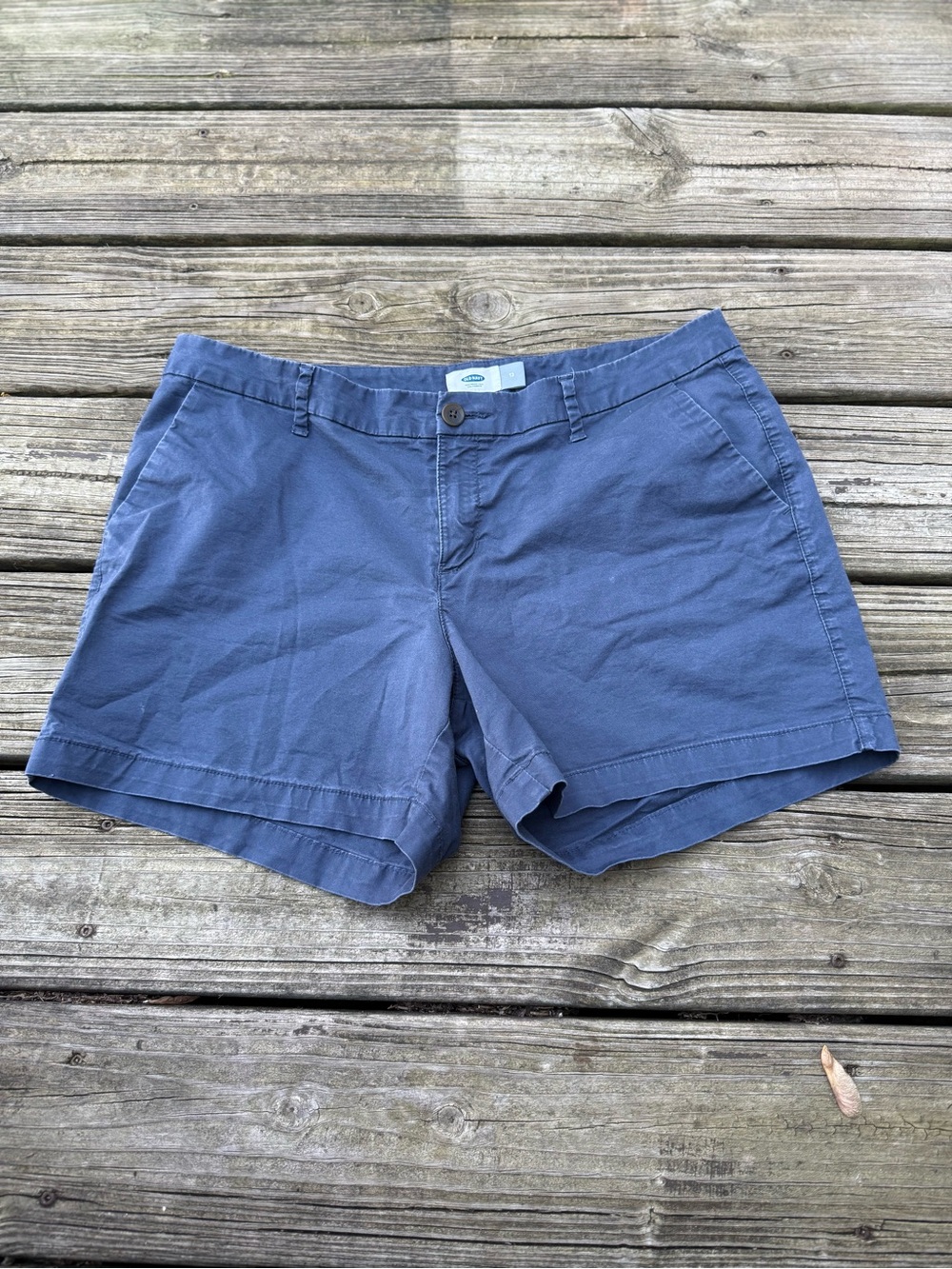 Old Navy Women's 12 Navy Blue Bermuda Shorts Blue - Picture 1 of 9